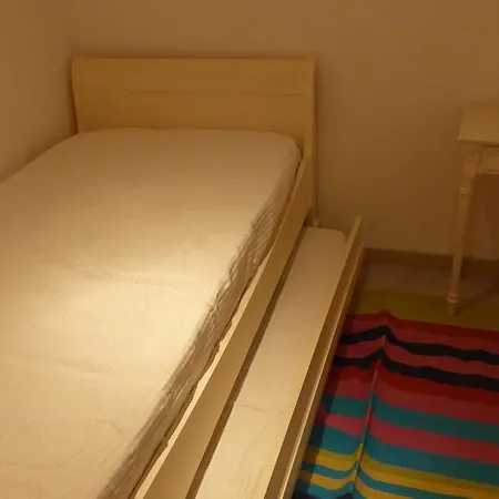 Dobairro At Principe Real