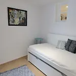 Dobairro At Principe Real شقة