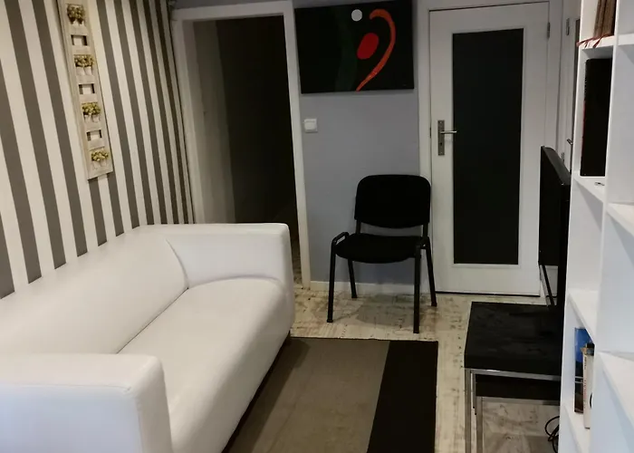 Διαμέρισμα Dobairro At Principe Real